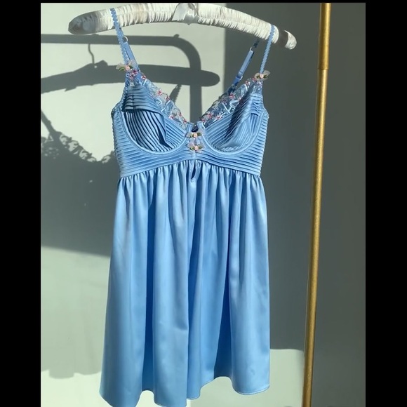 FOR LOVE & LEMONS Bell Bow Slip Dress - Picture 10 of 16